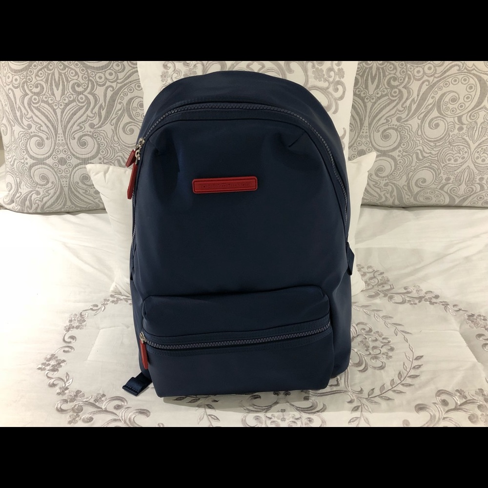 Tommy Hilfiger Backpack Navy NWT - Picture 2 of 6